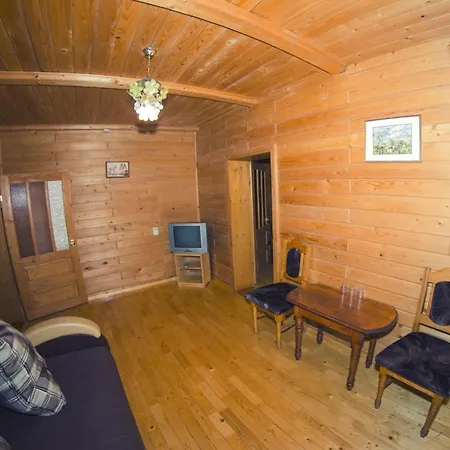 едельвейс-будапешт * יאסינה